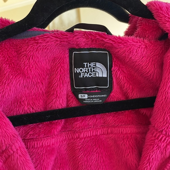 The North Face soft, fuzzy jacket - Picture 2 of 4